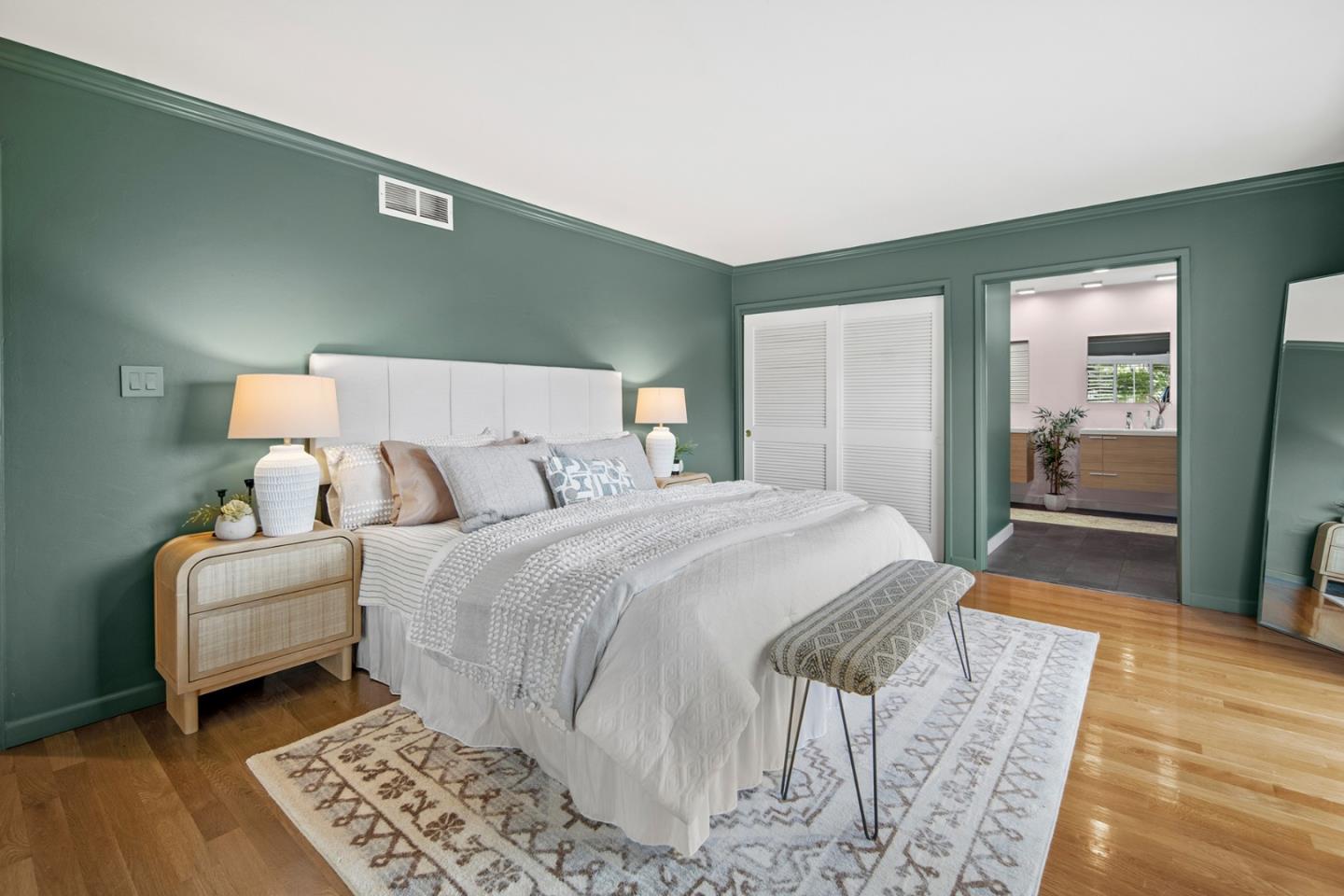Detail Gallery Image 26 of 43 For 95 High Meadow Ln, Carmel,  CA 93923 - 2 Beds | 2/1 Baths