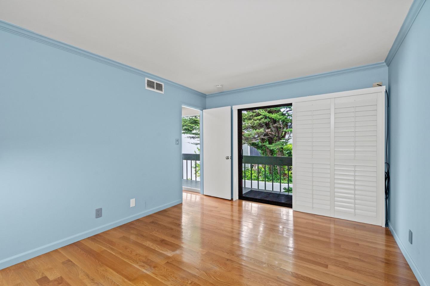 Detail Gallery Image 34 of 43 For 95 High Meadow Ln, Carmel,  CA 93923 - 2 Beds | 2/1 Baths