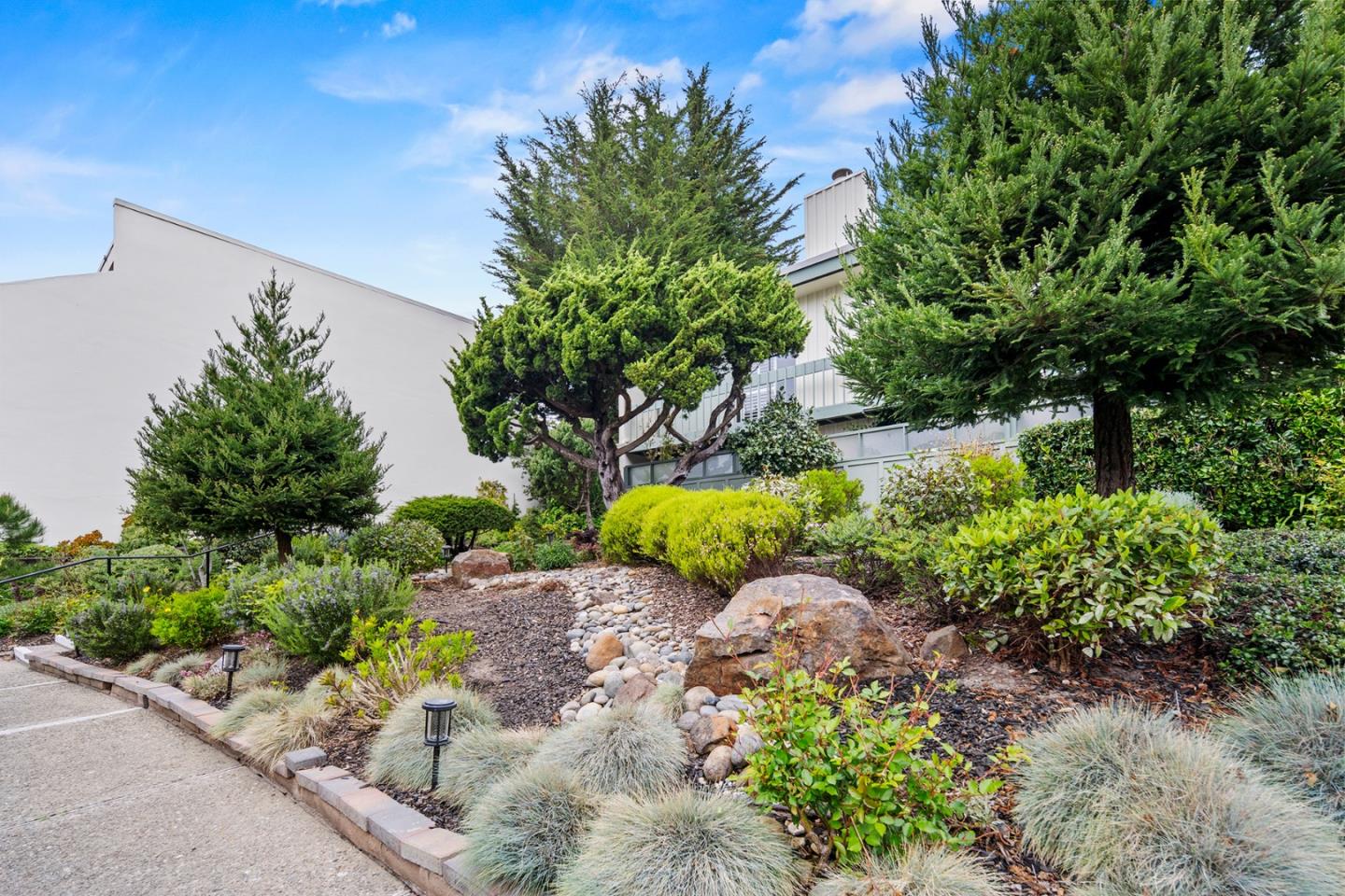 Detail Gallery Image 41 of 43 For 95 High Meadow Ln, Carmel,  CA 93923 - 2 Beds | 2/1 Baths