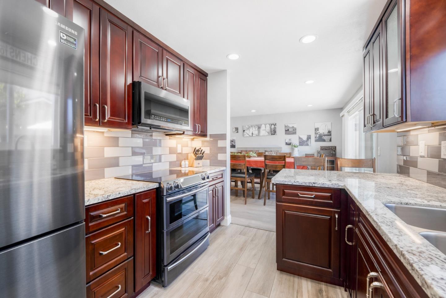 Detail Gallery Image 11 of 45 For 460 La Crosse Dr, Morgan Hill,  CA 95037 - 4 Beds | 2/1 Baths