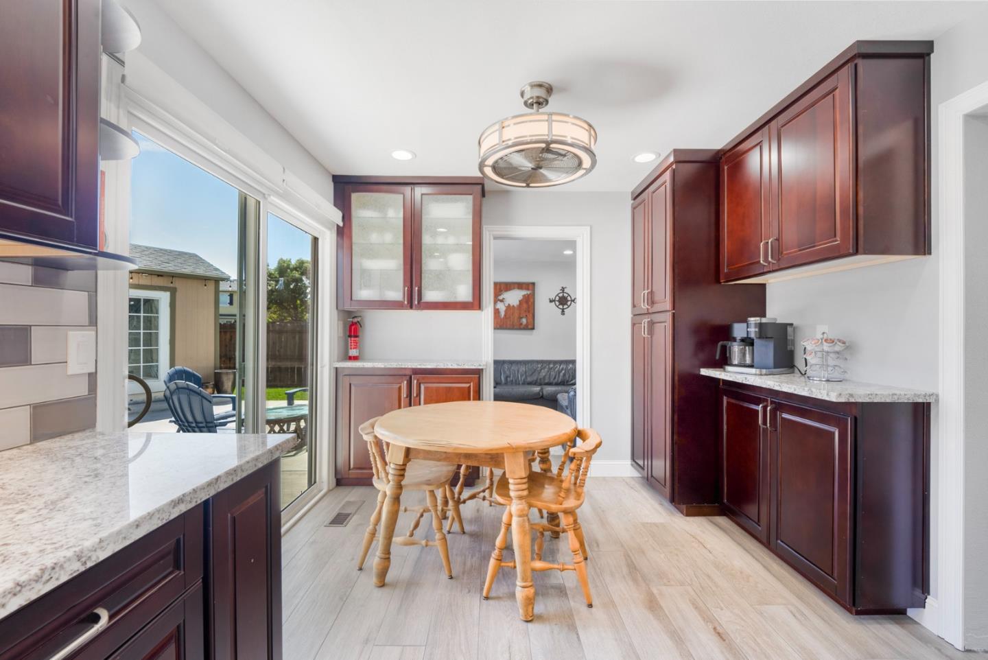 Detail Gallery Image 14 of 45 For 460 La Crosse Dr, Morgan Hill,  CA 95037 - 4 Beds | 2/1 Baths