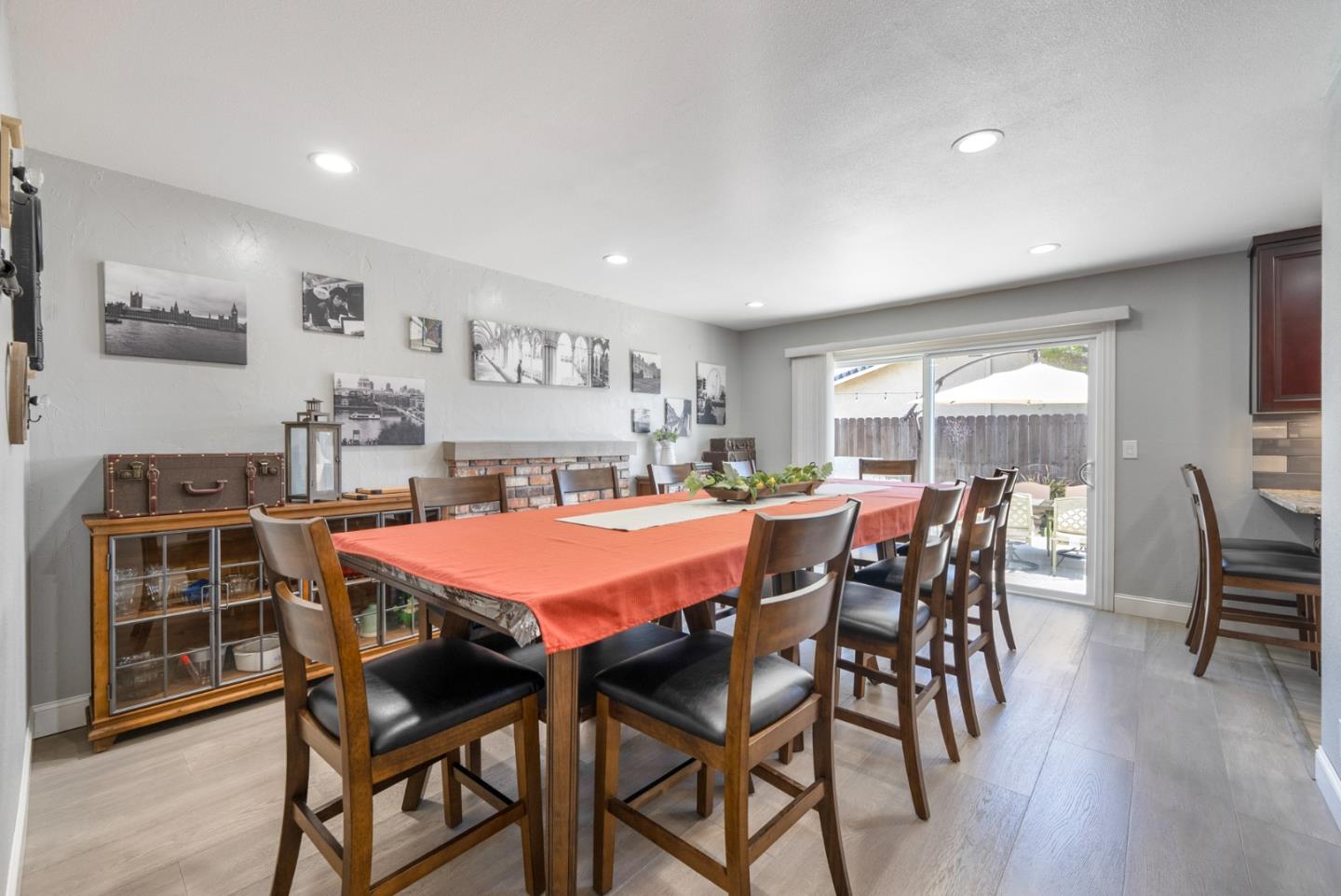 Detail Gallery Image 15 of 45 For 460 La Crosse Dr, Morgan Hill,  CA 95037 - 4 Beds | 2/1 Baths