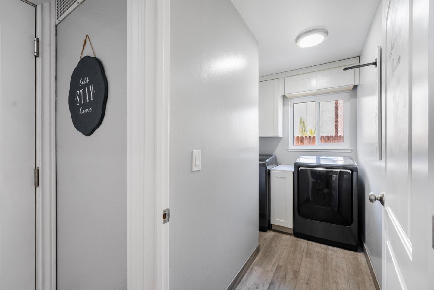 Detail Gallery Image 17 of 45 For 460 La Crosse Dr, Morgan Hill,  CA 95037 - 4 Beds | 2/1 Baths