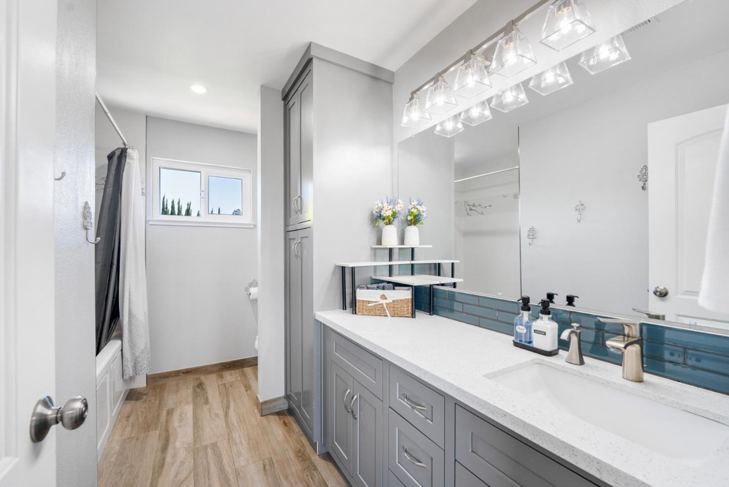 Detail Gallery Image 23 of 45 For 460 La Crosse Dr, Morgan Hill,  CA 95037 - 4 Beds | 2/1 Baths