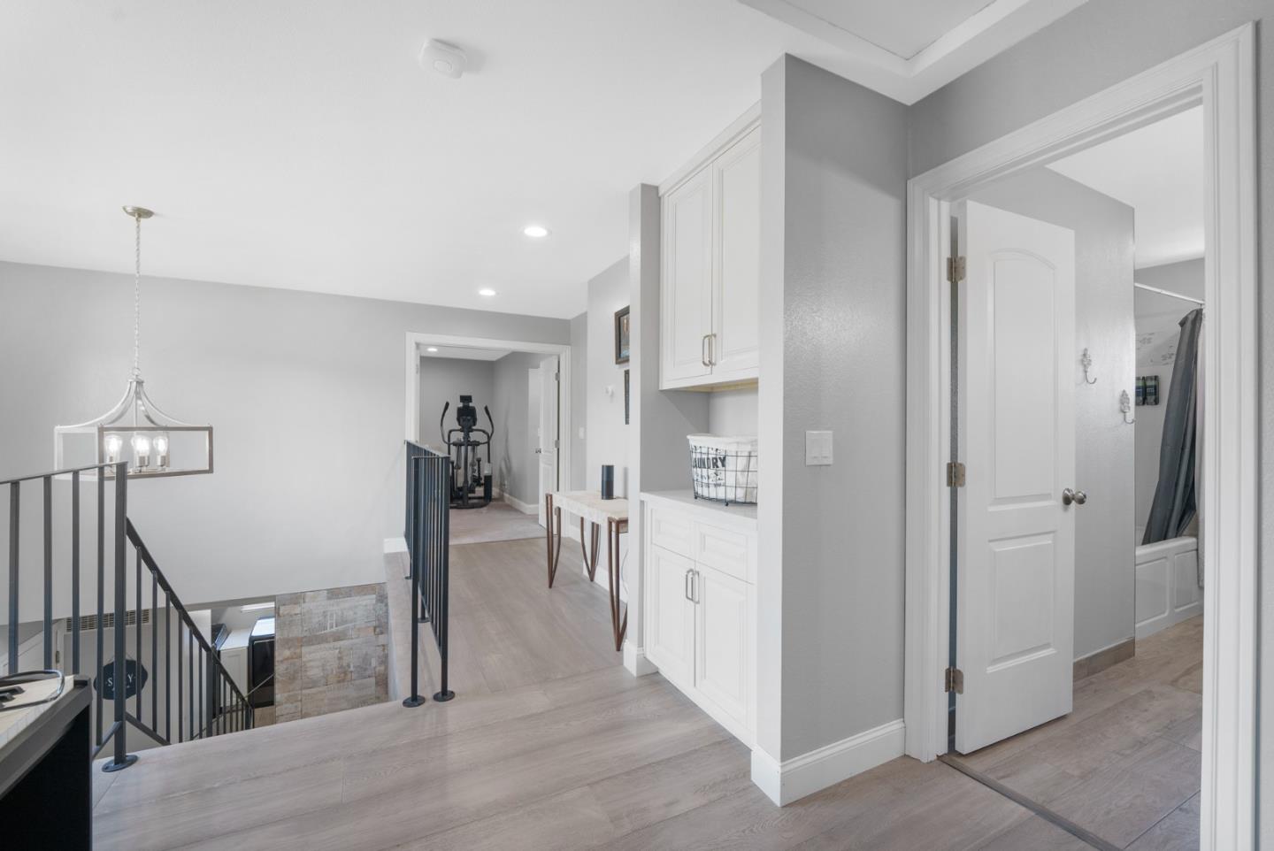 Detail Gallery Image 25 of 45 For 460 La Crosse Dr, Morgan Hill,  CA 95037 - 4 Beds | 2/1 Baths
