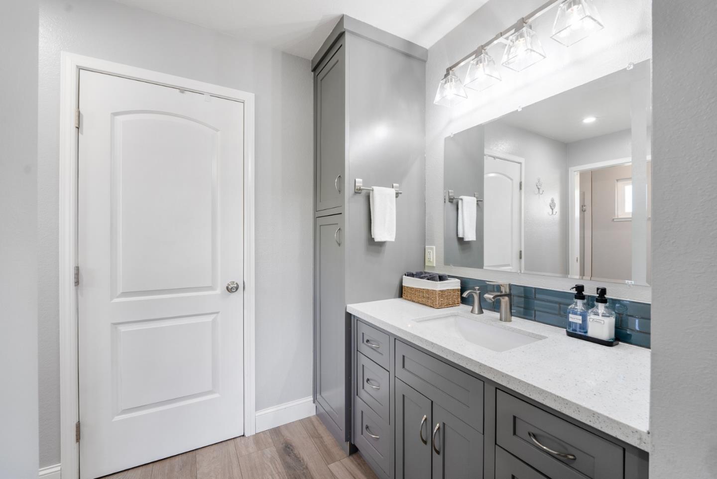Detail Gallery Image 29 of 45 For 460 La Crosse Dr, Morgan Hill,  CA 95037 - 4 Beds | 2/1 Baths