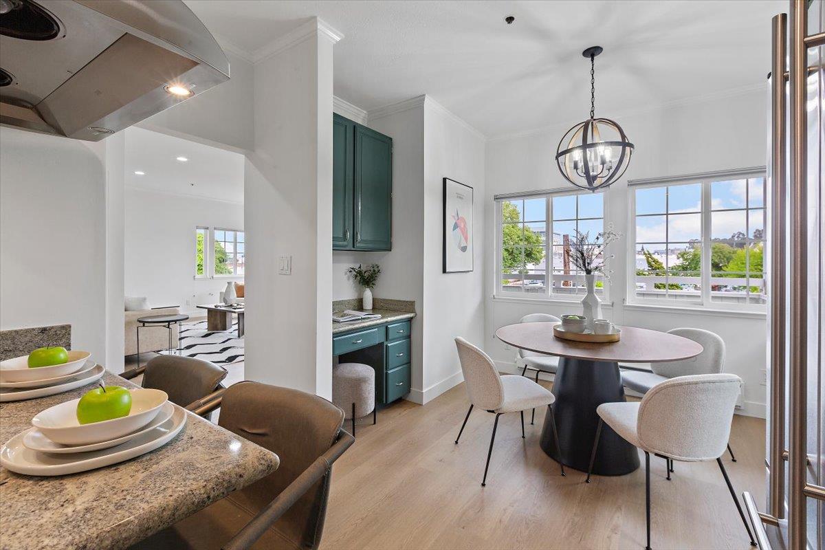 Detail Gallery Image 18 of 34 For 1233 Bellevue Ave #8,  Burlingame,  CA 94010 - 2 Beds | 2/1 Baths