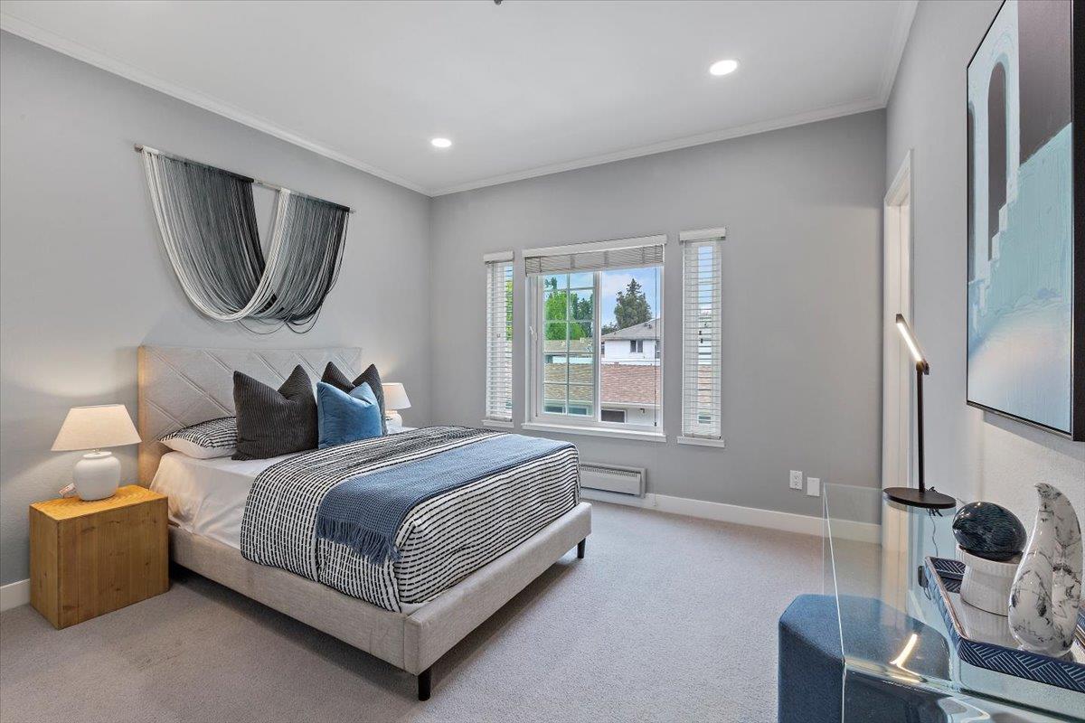 Detail Gallery Image 32 of 34 For 1233 Bellevue Ave #8,  Burlingame,  CA 94010 - 2 Beds | 2/1 Baths