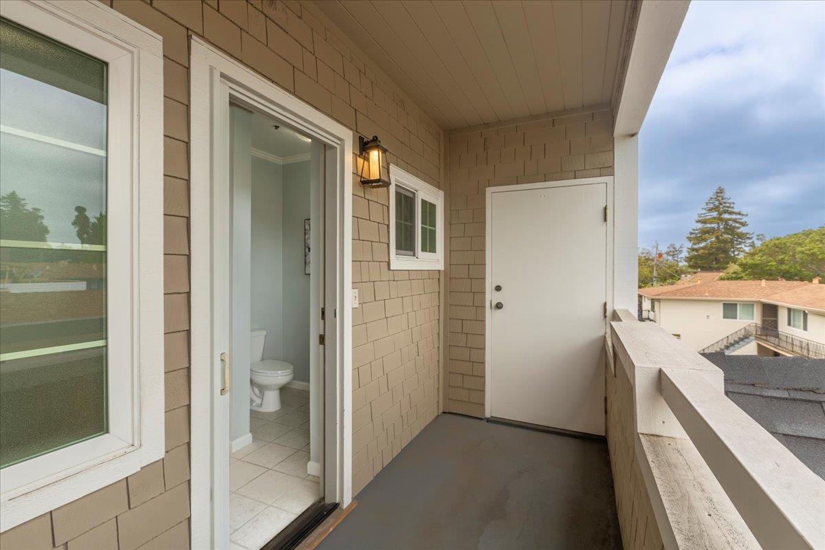 Detail Gallery Image 34 of 34 For 1233 Bellevue Ave #8,  Burlingame,  CA 94010 - 2 Beds | 2/1 Baths