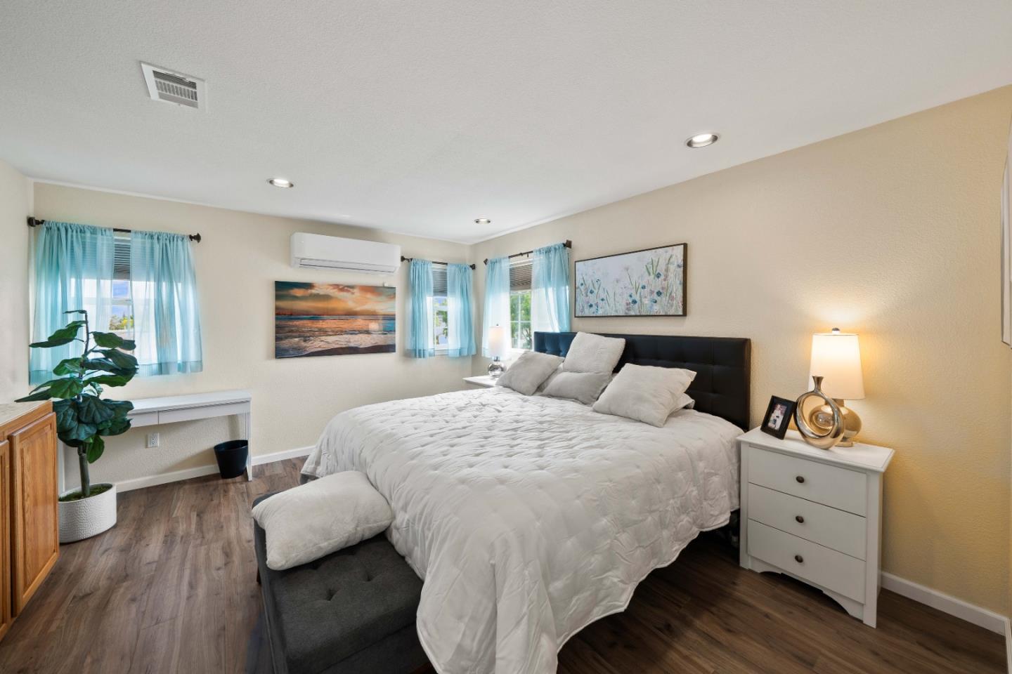 Detail Gallery Image 22 of 40 For 1389 Stockbridge Dr, San Jose,  CA 95130 - 4 Beds | 3 Baths