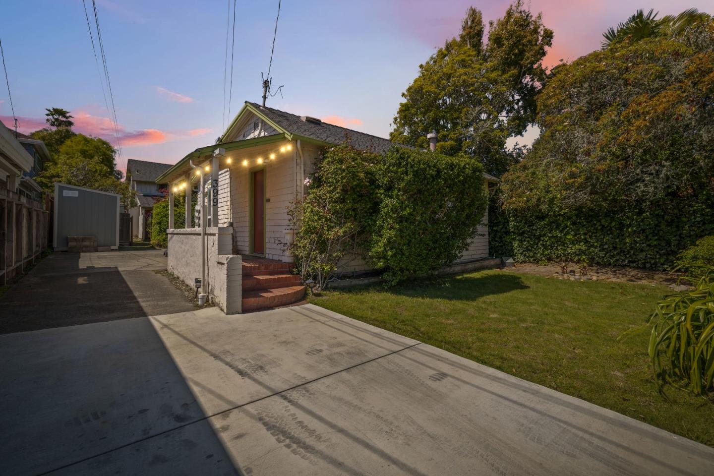 Detail Gallery Image 85 of 102 For 399 13th Ave, Santa Cruz,  CA 95062 - – Beds | – Baths
