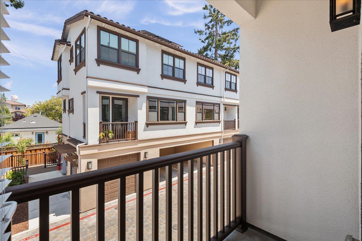 Detail Gallery Image 17 of 31 For 224 Carroll St #5,  Sunnyvale,  CA 94086 - 3 Beds | 2/1 Baths