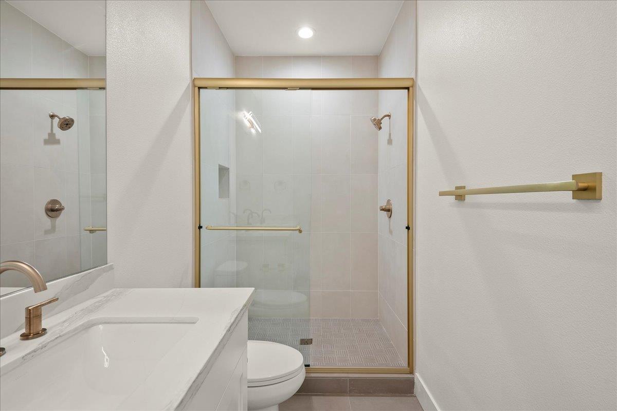 Detail Gallery Image 23 of 31 For 224 Carroll St #5,  Sunnyvale,  CA 94086 - 3 Beds | 2/1 Baths