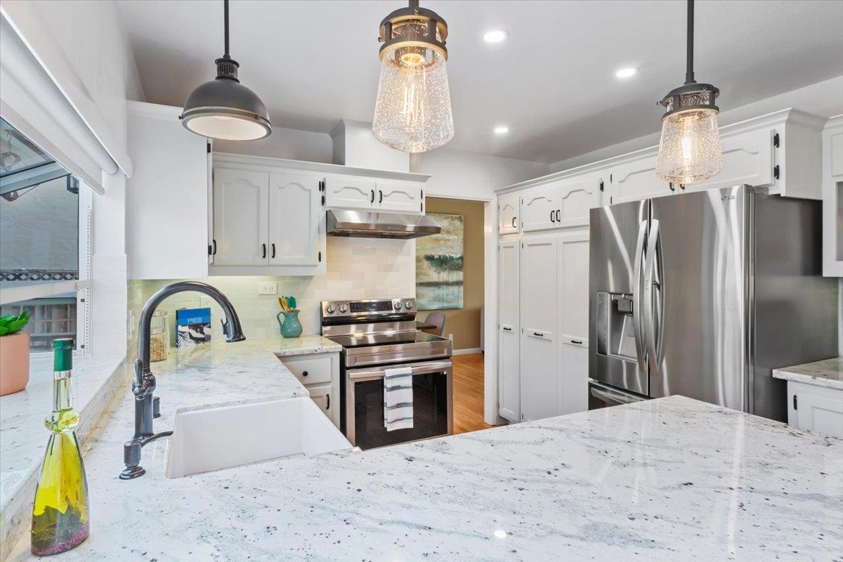 Detail Gallery Image 18 of 77 For 3768 Wellington Sq, San Jose,  CA 95136 - 4 Beds | 2/1 Baths