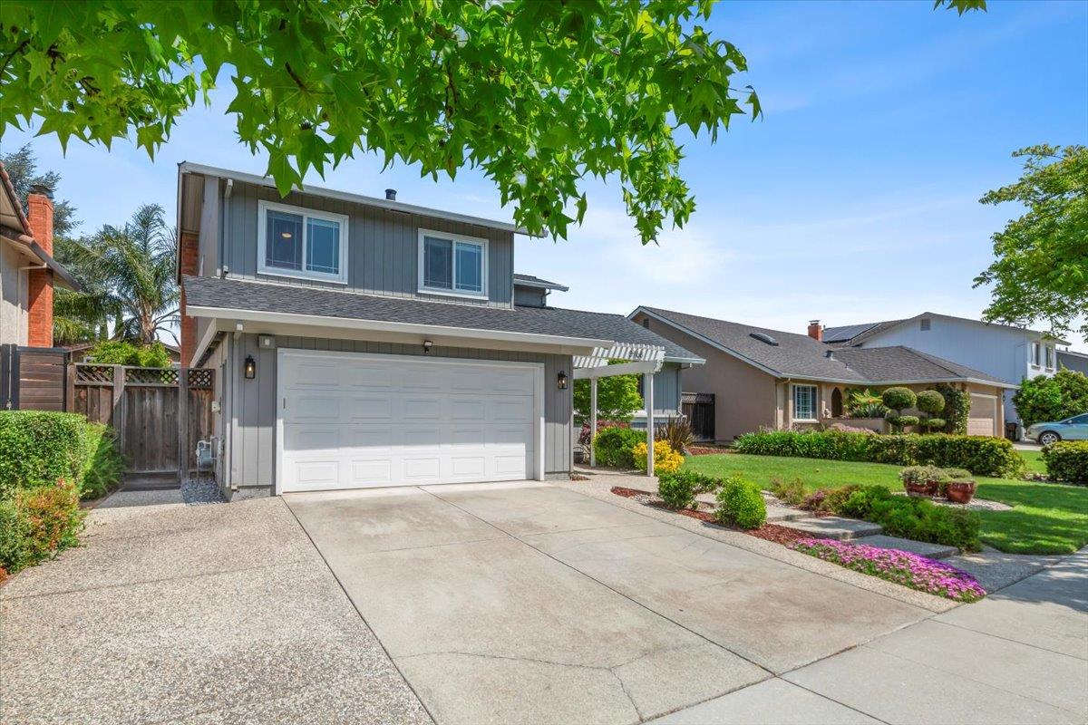 Detail Gallery Image 2 of 77 For 3768 Wellington Sq, San Jose,  CA 95136 - 4 Beds | 2/1 Baths
