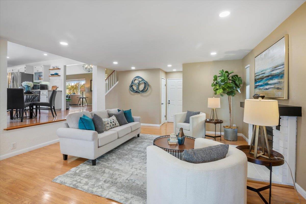 Detail Gallery Image 27 of 77 For 3768 Wellington Sq, San Jose,  CA 95136 - 4 Beds | 2/1 Baths