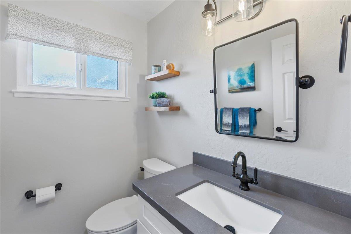 Detail Gallery Image 31 of 77 For 3768 Wellington Sq, San Jose,  CA 95136 - 4 Beds | 2/1 Baths