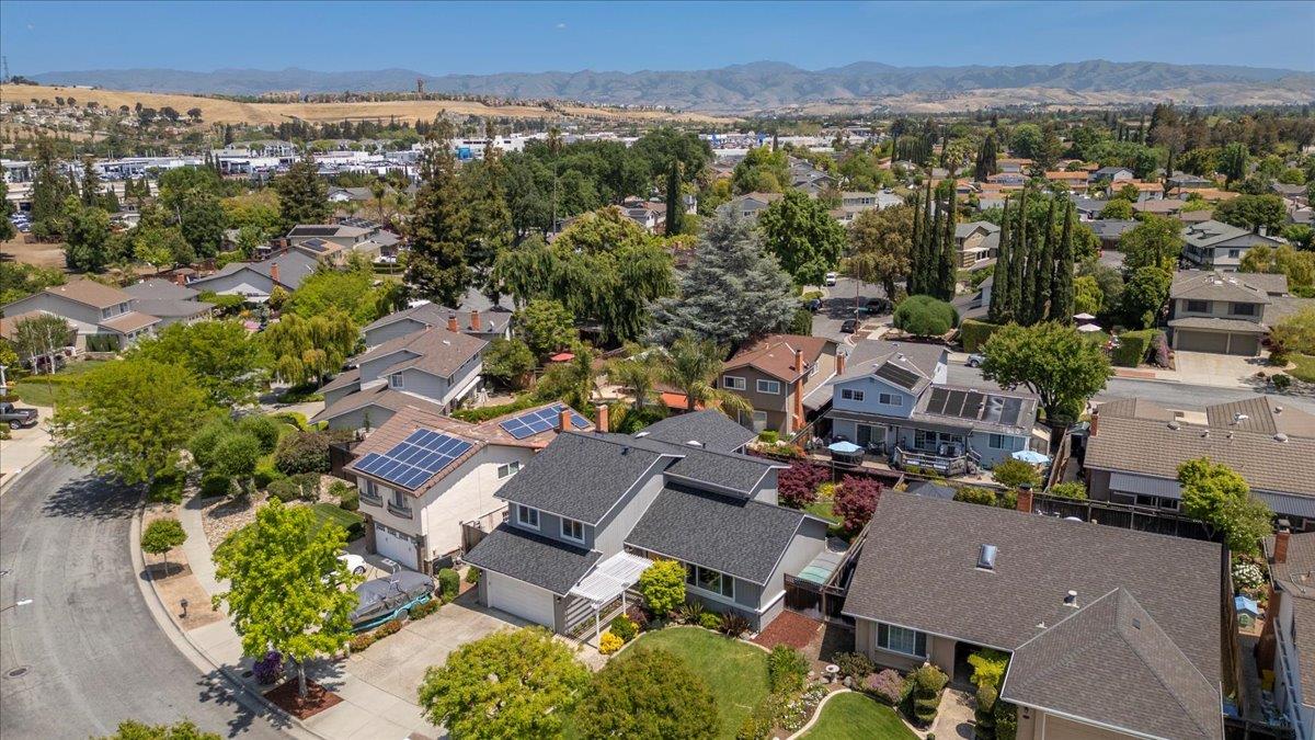 Detail Gallery Image 58 of 77 For 3768 Wellington Sq, San Jose,  CA 95136 - 4 Beds | 2/1 Baths