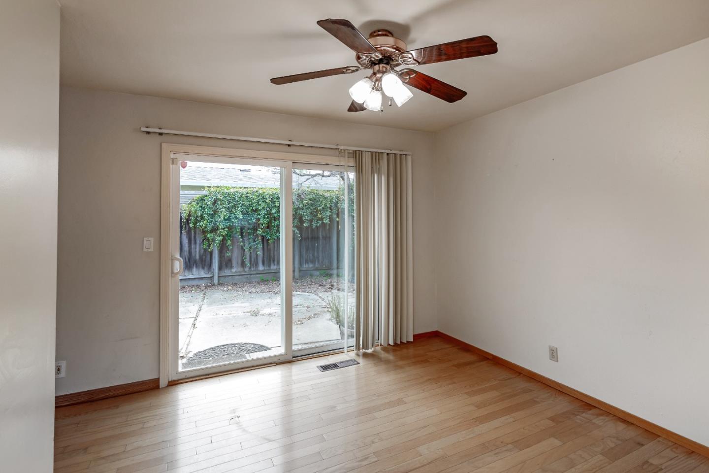 Detail Gallery Image 6 of 24 For 3108 Todd Way, San Jose,  CA 95124 - 3 Beds | 2 Baths