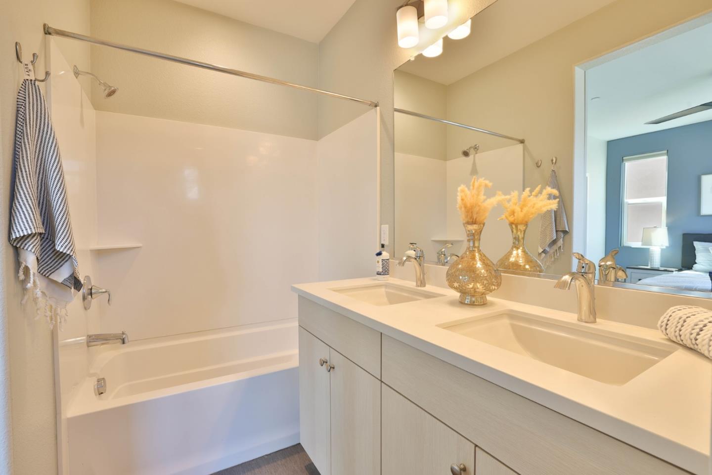 Detail Gallery Image 20 of 37 For 825 Garden St, Milpitas,  CA 95035 - 3 Beds | 3/1 Baths