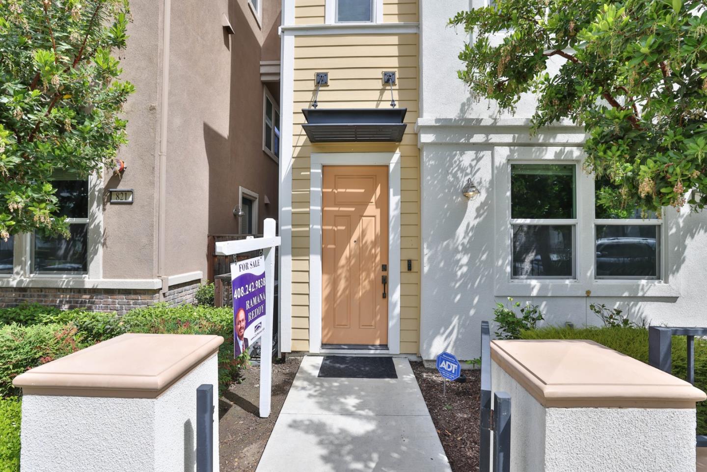 Detail Gallery Image 3 of 37 For 825 Garden St, Milpitas,  CA 95035 - 3 Beds | 3/1 Baths
