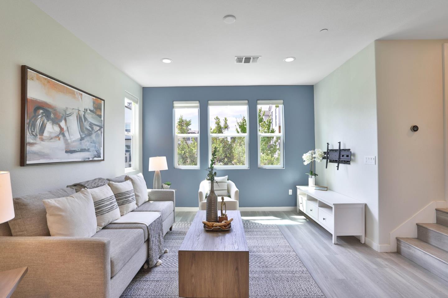 Detail Gallery Image 9 of 37 For 825 Garden St, Milpitas,  CA 95035 - 3 Beds | 3/1 Baths