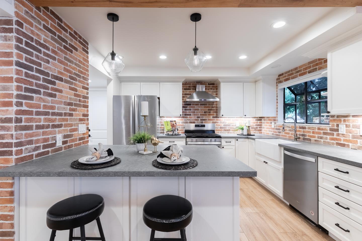 Detail Gallery Image 10 of 31 For 1236 Beaulieu Ct, San Jose,  CA 95125 - 2 Beds | 2 Baths