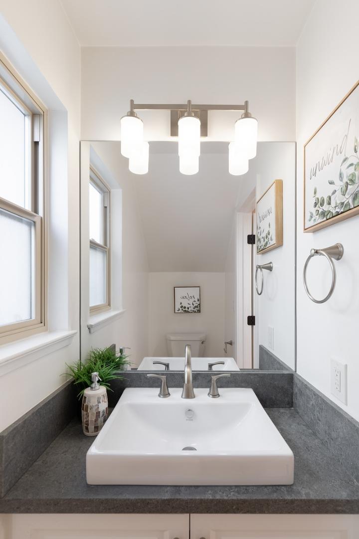 Detail Gallery Image 27 of 31 For 1236 Beaulieu Ct, San Jose,  CA 95125 - 2 Beds | 2 Baths