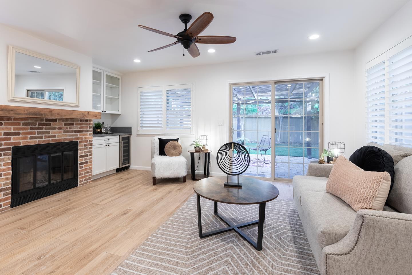 Detail Gallery Image 8 of 31 For 1236 Beaulieu Ct, San Jose,  CA 95125 - 2 Beds | 2 Baths