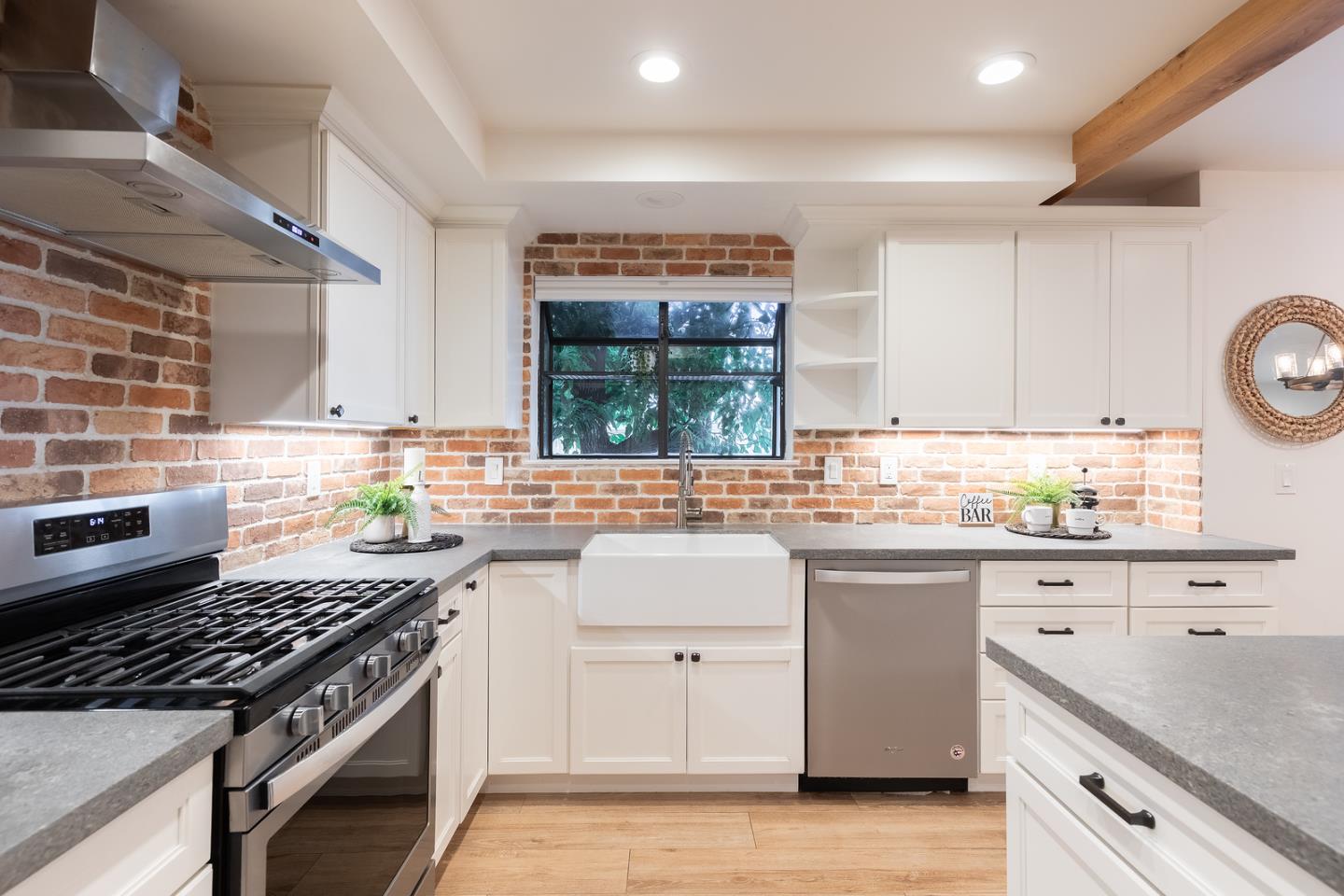 Detail Gallery Image 9 of 31 For 1236 Beaulieu Ct, San Jose,  CA 95125 - 2 Beds | 2 Baths