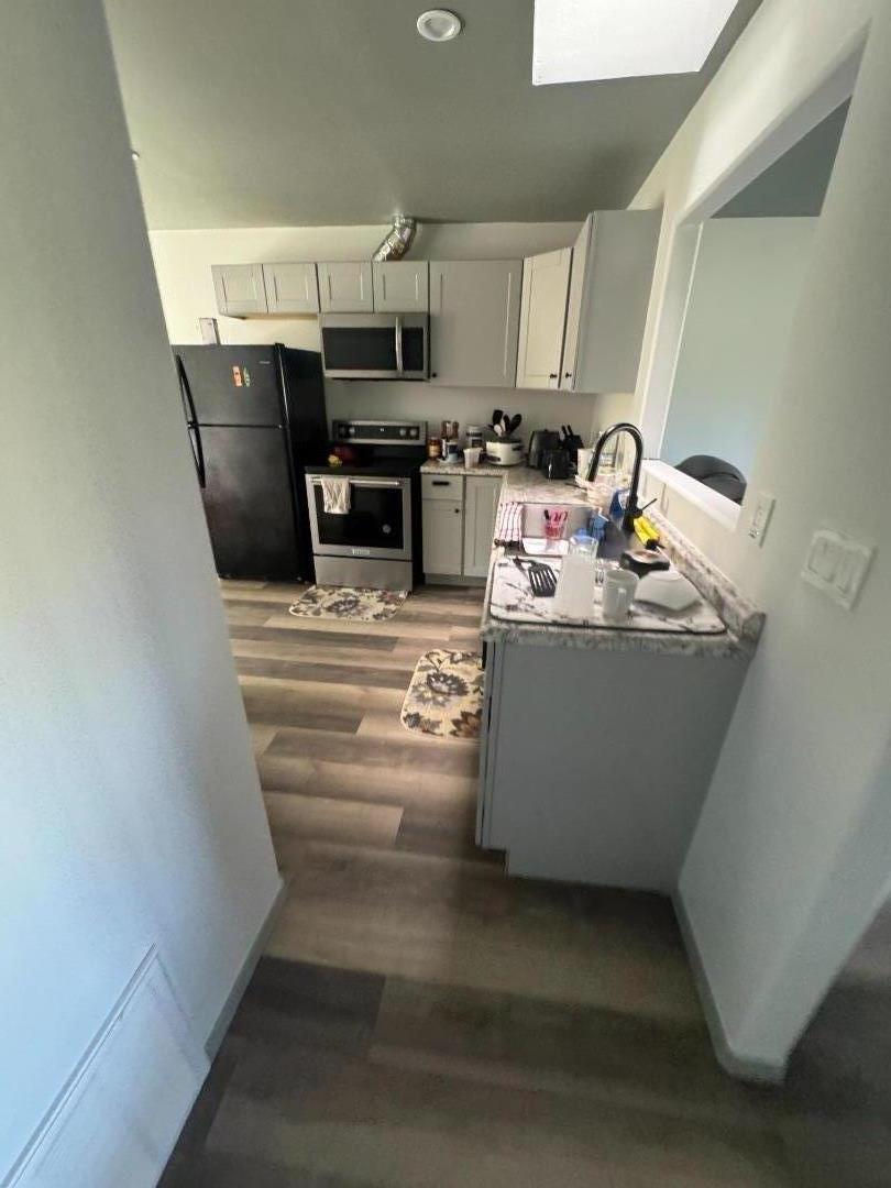 Detail Gallery Image 6 of 12 For 636 Yellowstone Dr, Vacaville,  CA 95687 - 2 Beds | 2 Baths