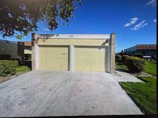 Detail Gallery Image 8 of 12 For 636 Yellowstone Dr, Vacaville,  CA 95687 - 2 Beds | 2 Baths