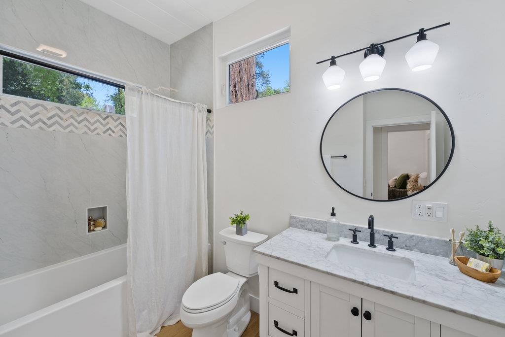 Detail Gallery Image 21 of 45 For 4200 Glenwood Dr, Scotts Valley,  CA 95066 - 3 Beds | 2/1 Baths