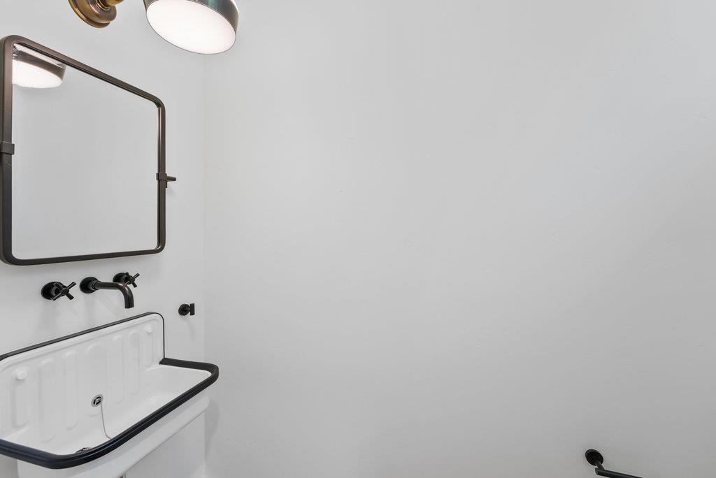 Detail Gallery Image 25 of 45 For 4200 Glenwood Dr, Scotts Valley,  CA 95066 - 3 Beds | 2/1 Baths