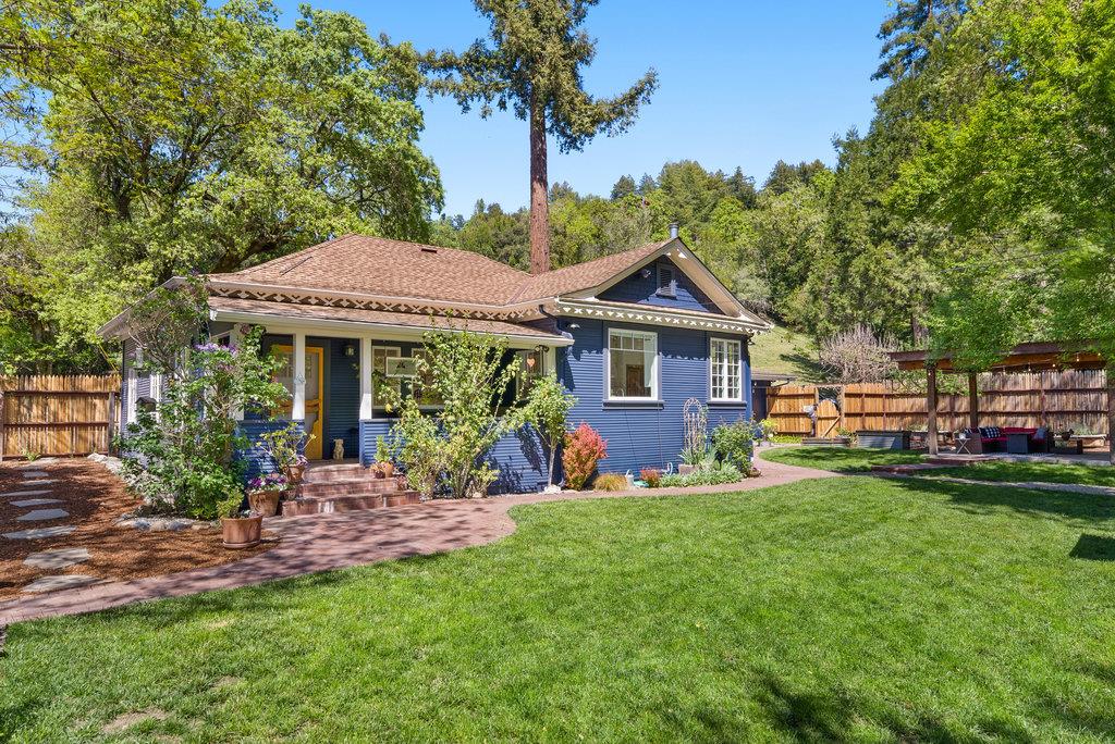Detail Gallery Image 29 of 45 For 4200 Glenwood Dr, Scotts Valley,  CA 95066 - 3 Beds | 2/1 Baths