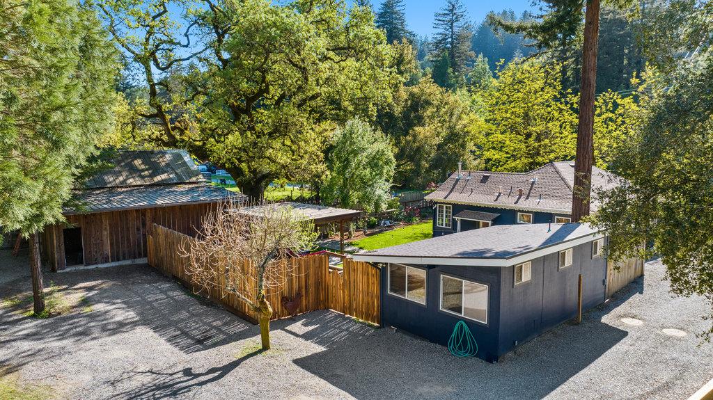 Detail Gallery Image 34 of 45 For 4200 Glenwood Dr, Scotts Valley,  CA 95066 - 3 Beds | 2/1 Baths