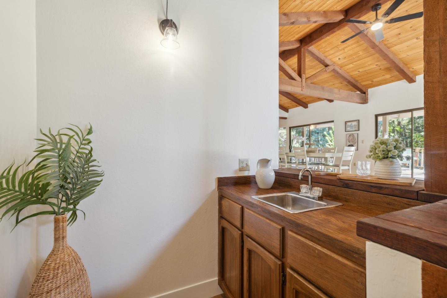 Detail Gallery Image 12 of 100 For 1233 Hillcrest Dr, Felton,  CA 95018 - 3 Beds | 3 Baths