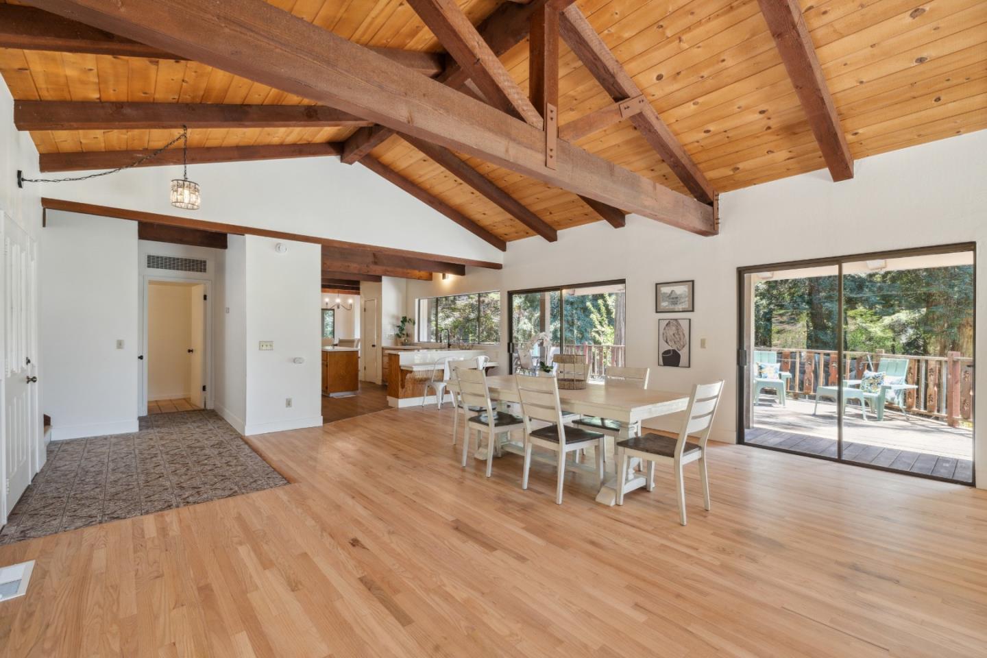 Detail Gallery Image 15 of 100 For 1233 Hillcrest Dr, Felton,  CA 95018 - 3 Beds | 3 Baths