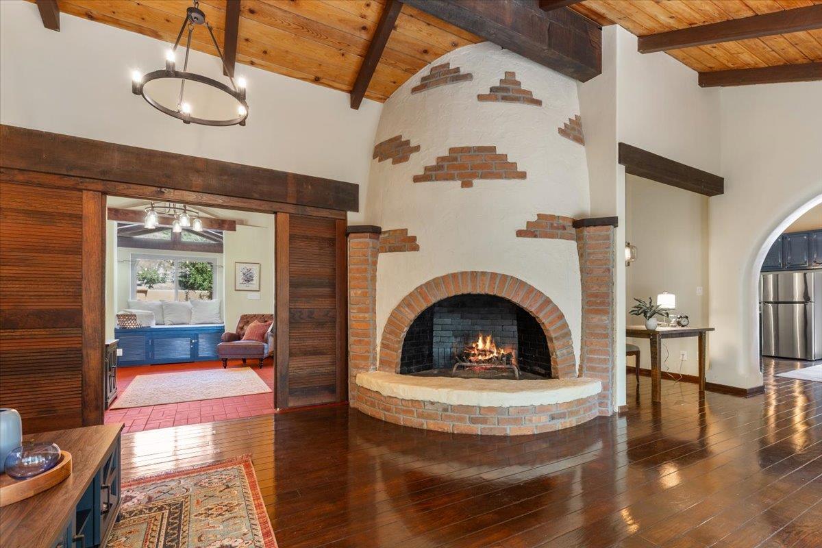 Detail Gallery Image 20 of 54 For 211 Hidden Ln, Santa Cruz,  CA 95060 - 3 Beds | 3 Baths