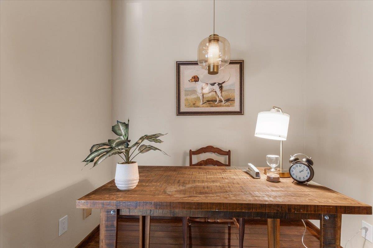 Detail Gallery Image 23 of 54 For 211 Hidden Ln, Santa Cruz,  CA 95060 - 3 Beds | 3 Baths