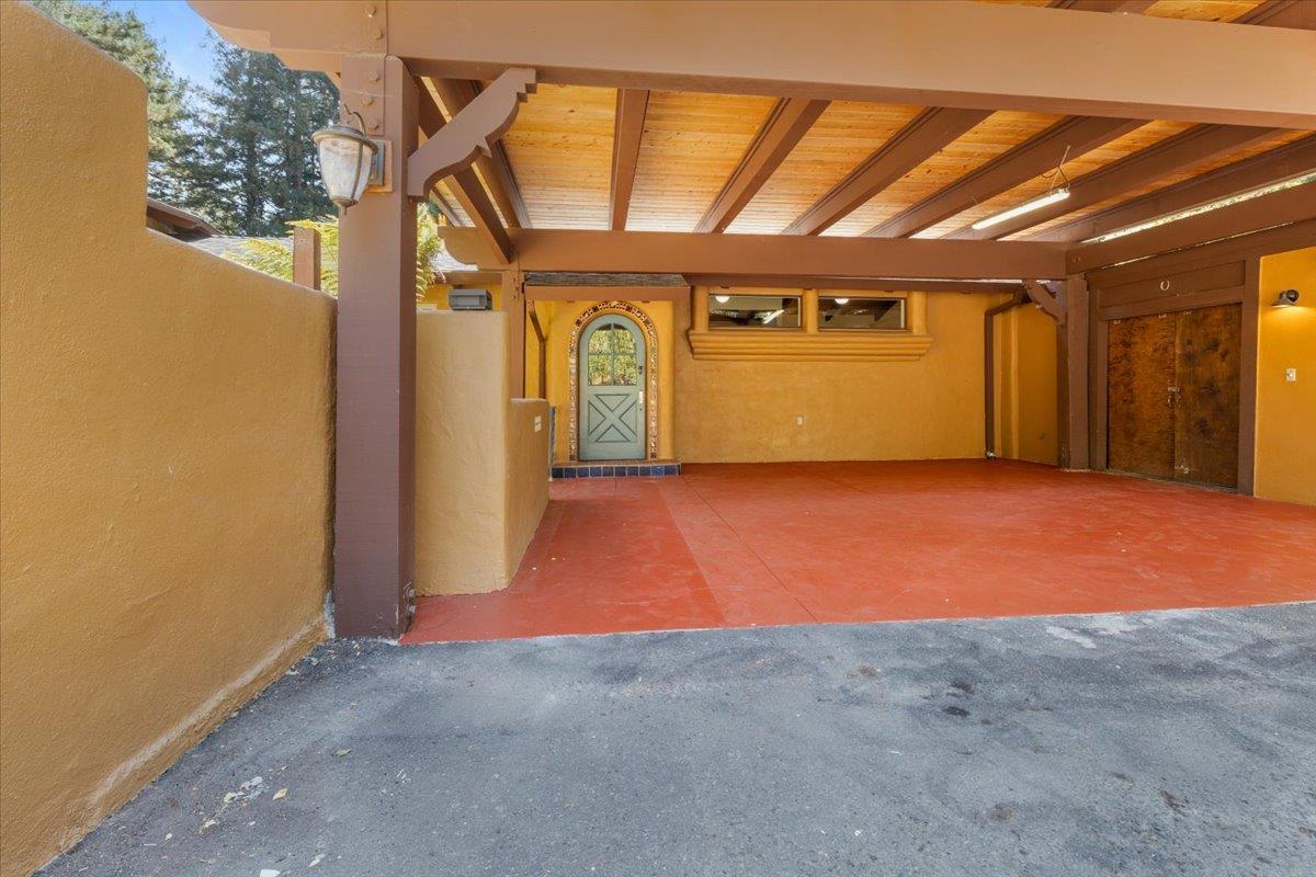 Detail Gallery Image 29 of 54 For 211 Hidden Ln, Santa Cruz,  CA 95060 - 3 Beds | 3 Baths