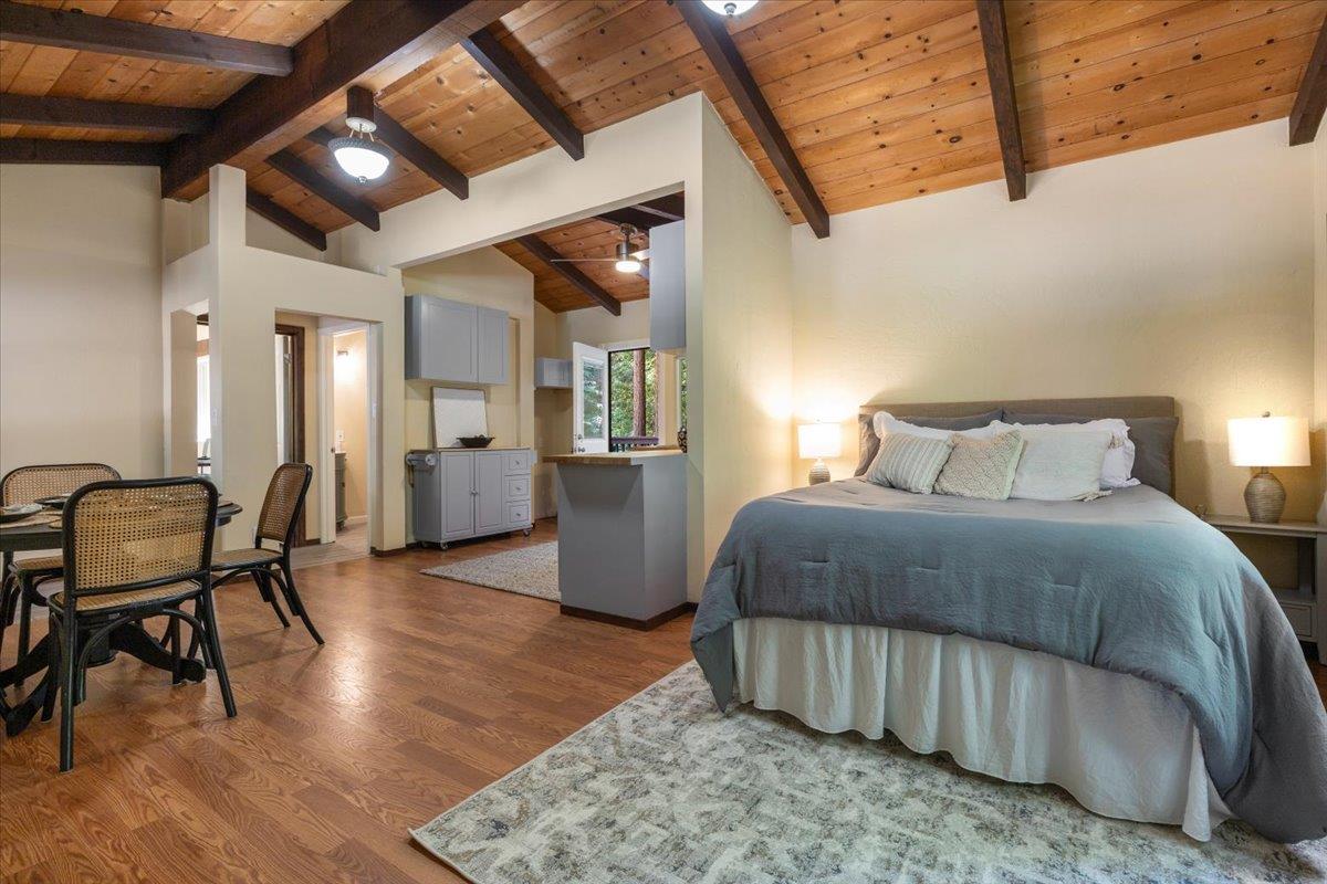 Detail Gallery Image 35 of 54 For 211 Hidden Ln, Santa Cruz,  CA 95060 - 3 Beds | 3 Baths