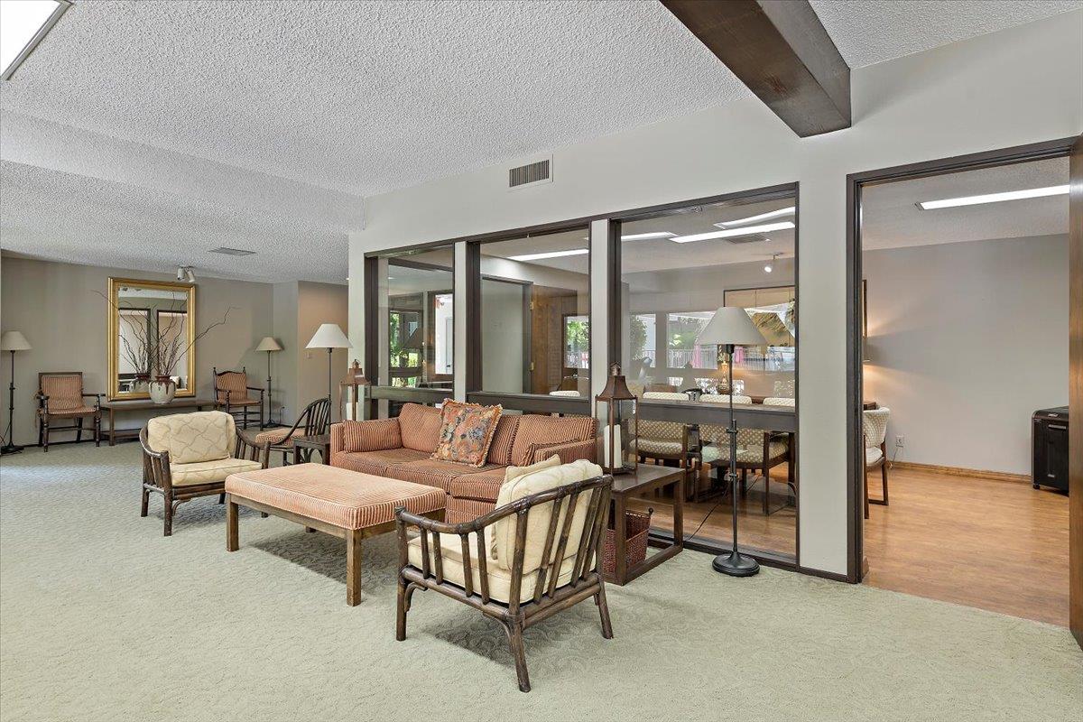 Detail Gallery Image 19 of 24 For 2140 Santa Cruz Ave #B104,  Menlo Park,  CA 94025 - 1 Beds | 1 Baths