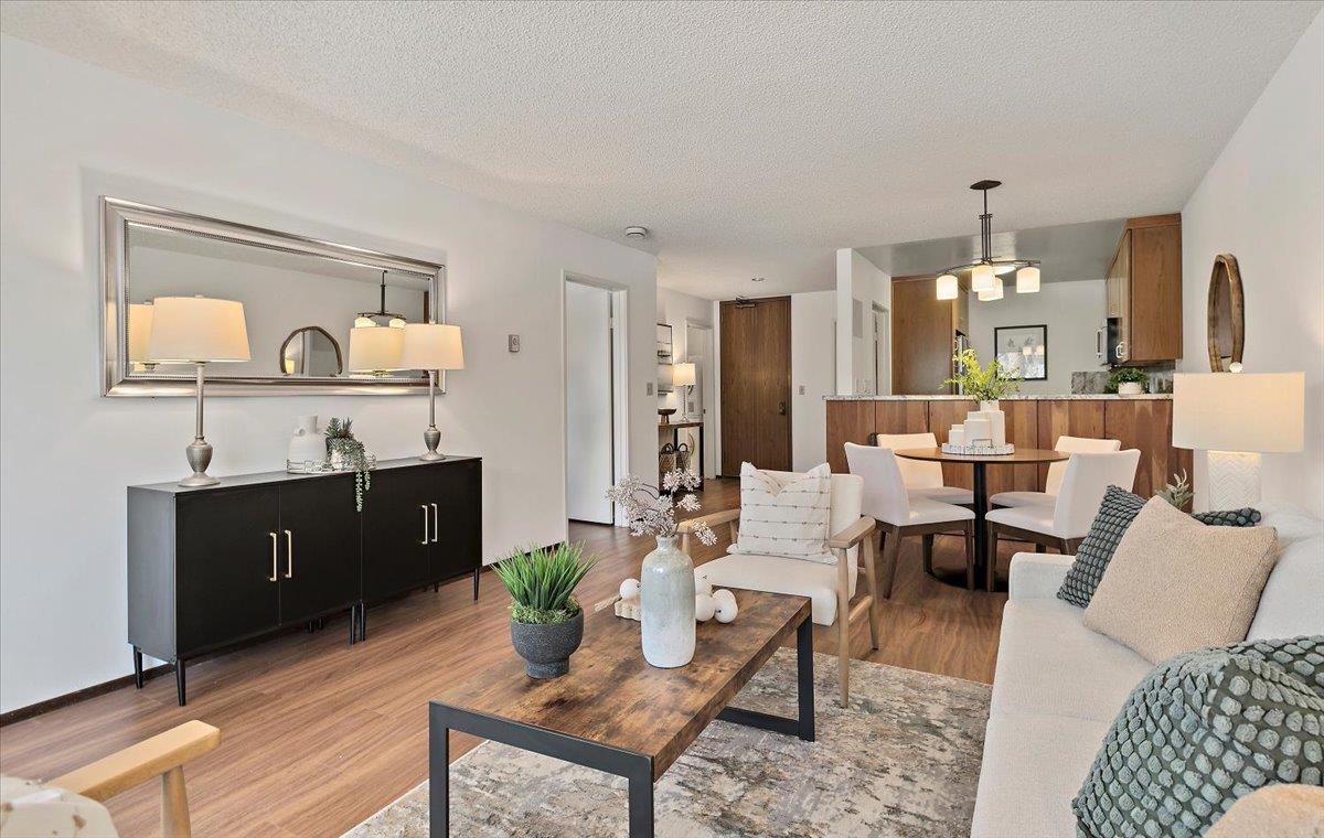 Detail Gallery Image 6 of 24 For 2140 Santa Cruz Ave #B104,  Menlo Park,  CA 94025 - 1 Beds | 1 Baths