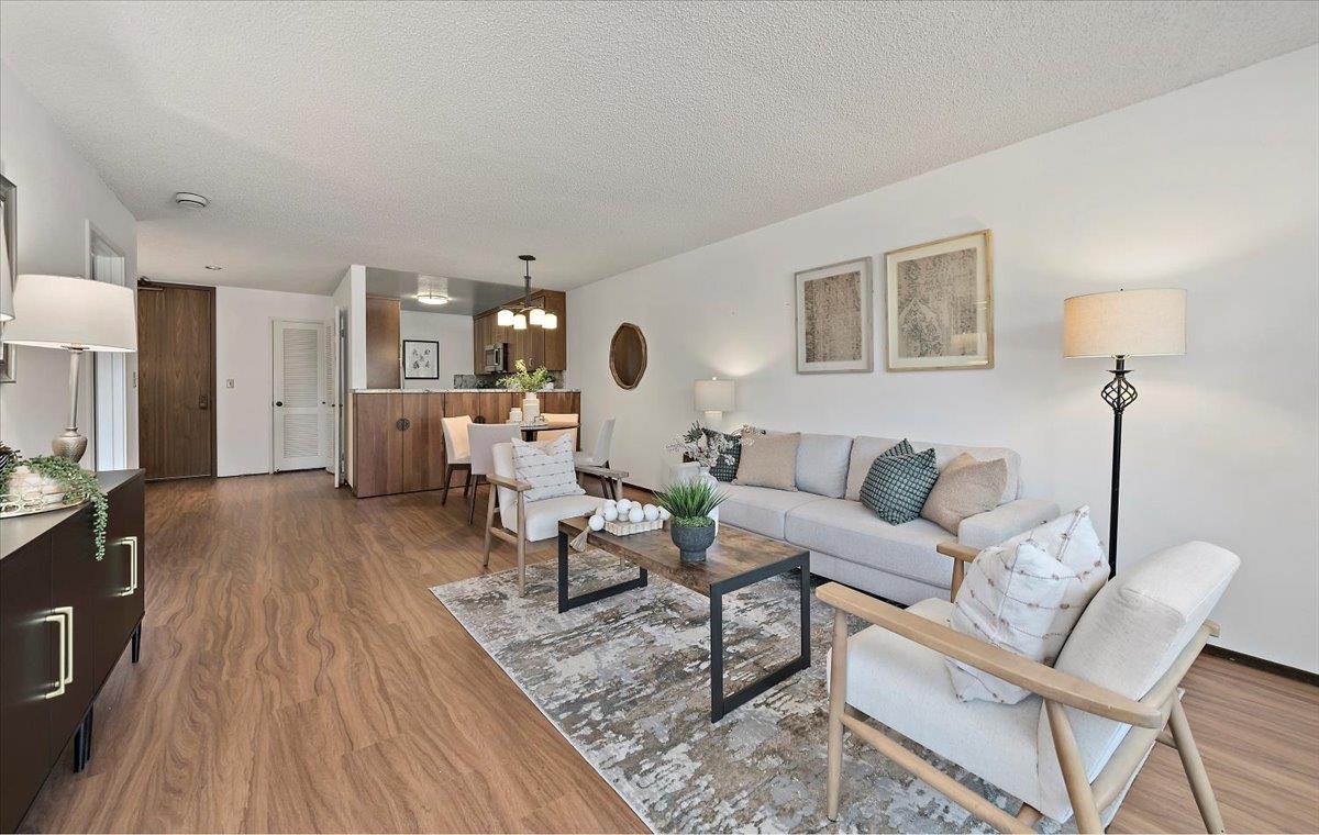 Detail Gallery Image 7 of 24 For 2140 Santa Cruz Ave #B104,  Menlo Park,  CA 94025 - 1 Beds | 1 Baths