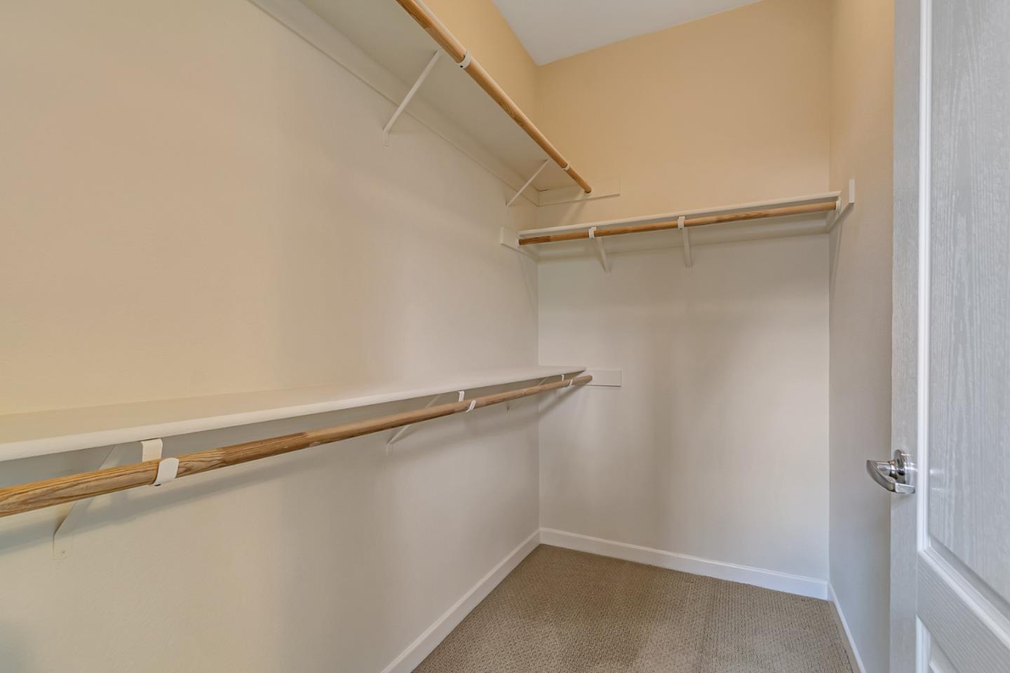 Detail Gallery Image 29 of 41 For 1127 Lund Ter, Sunnyvale,  CA 94089 - 2 Beds | 2/1 Baths