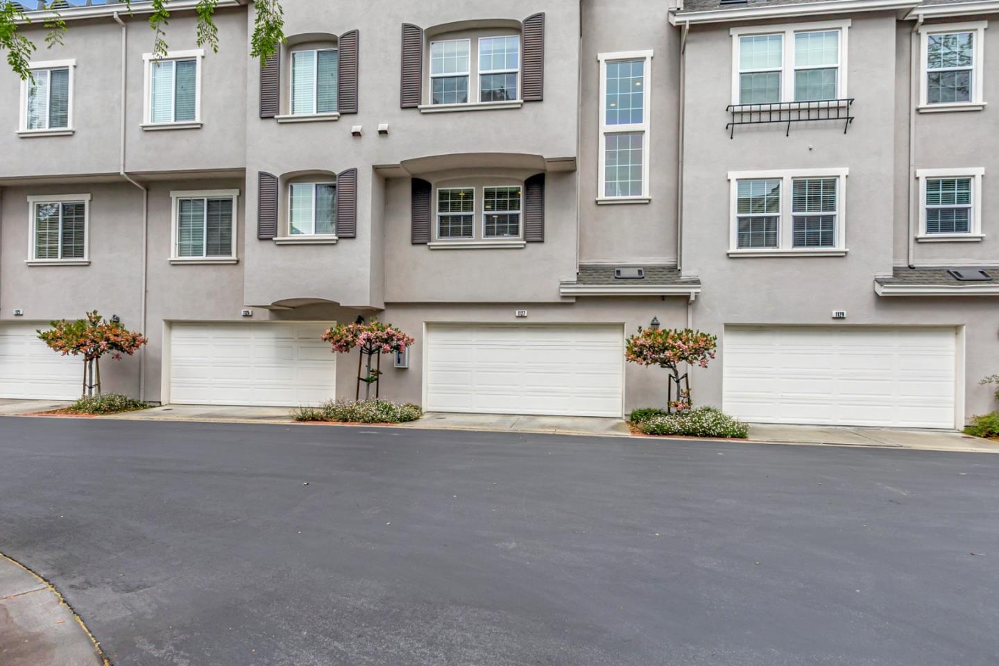 Detail Gallery Image 35 of 41 For 1127 Lund Ter, Sunnyvale,  CA 94089 - 2 Beds | 2/1 Baths