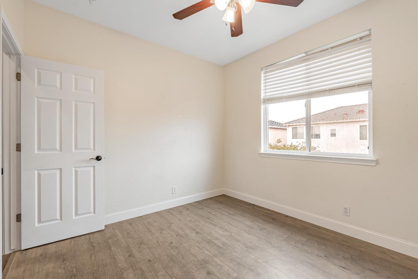 Detail Gallery Image 39 of 63 For 2163 Prato Ct, Los Banos,  CA 93635 - 5 Beds | 2/1 Baths