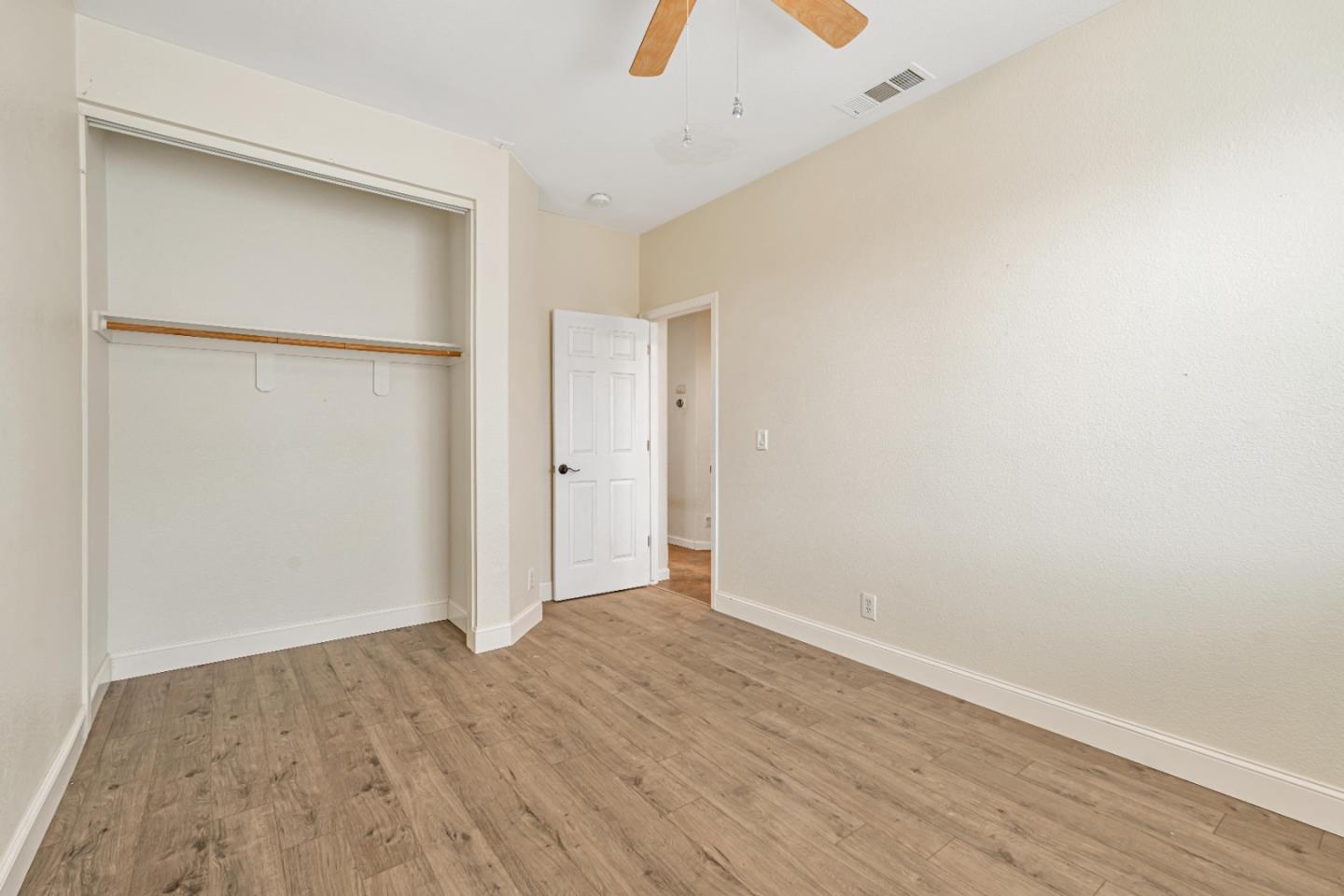Detail Gallery Image 46 of 63 For 2163 Prato Ct, Los Banos,  CA 93635 - 5 Beds | 2/1 Baths