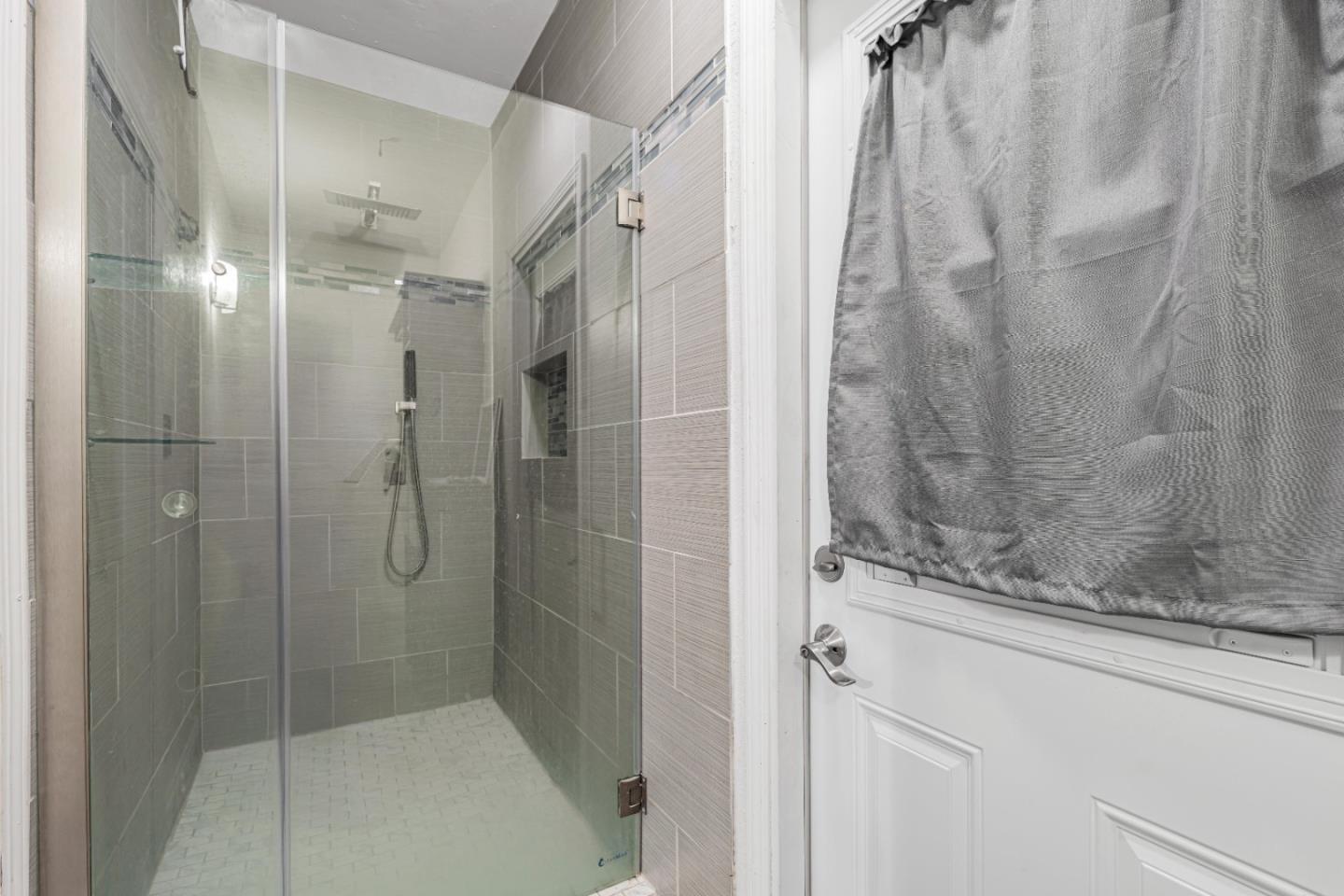 Detail Gallery Image 49 of 63 For 2163 Prato Ct, Los Banos,  CA 93635 - 5 Beds | 2/1 Baths